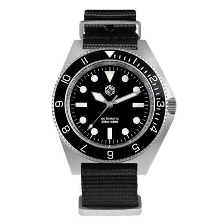 San Martin SN0123-G Automatic Black Dial 316L Stainless Steel Case Nylon Strap 40mm 20ATM Men's Diver Watch